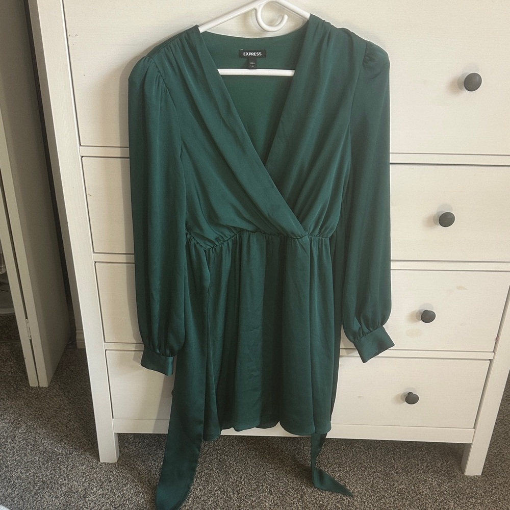 Express Women's Emerald Long Sleeve Dress
